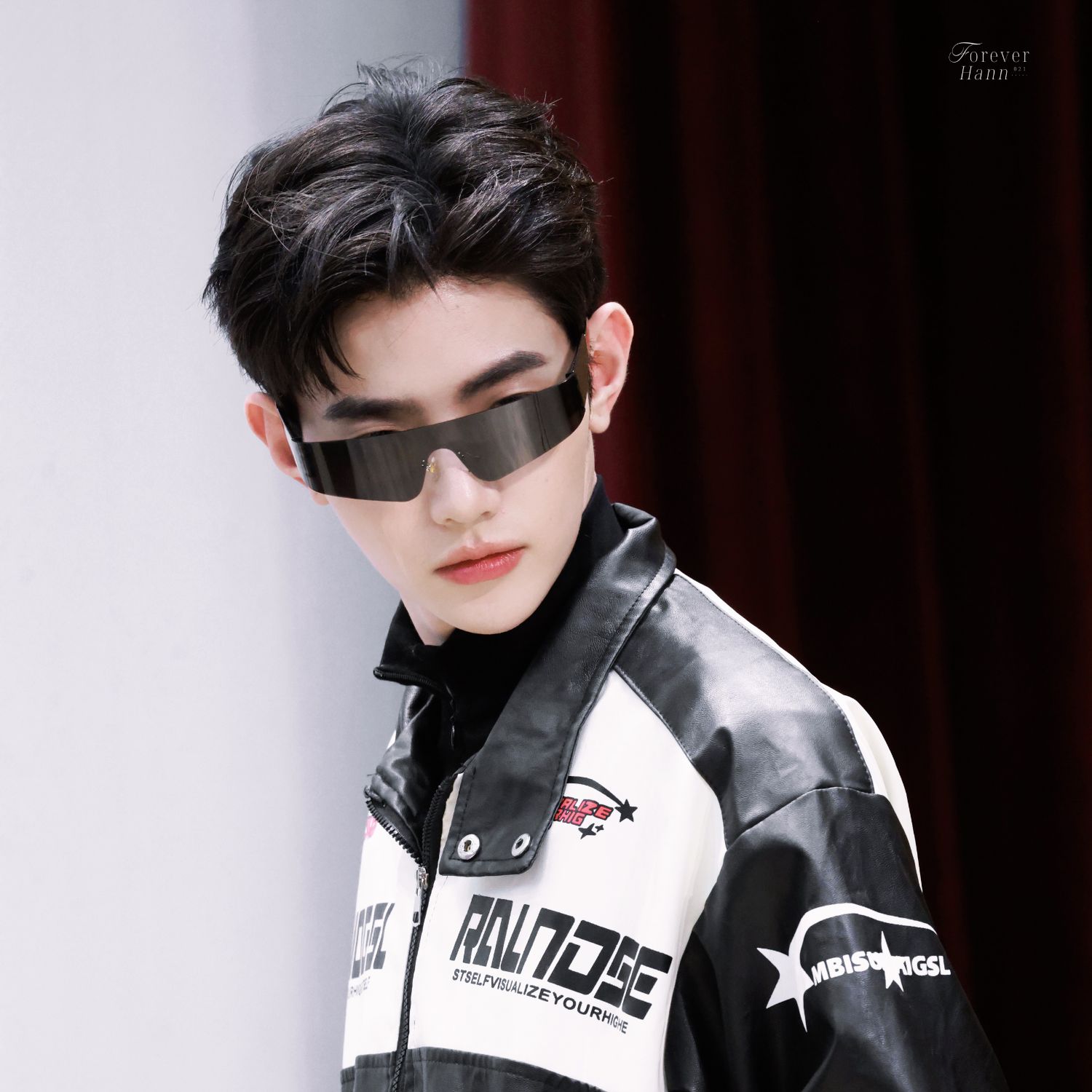 章昊 (AND2BLE)粉丝拍下的瞬间