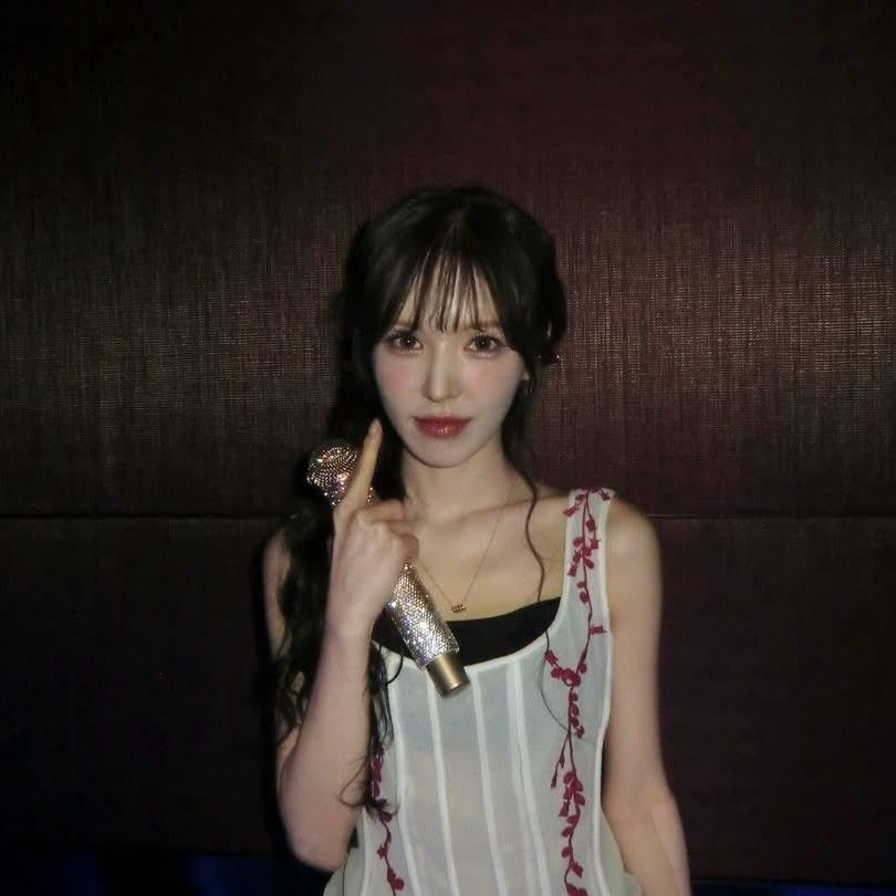 Latest photo of Wendy (Red Velvet)