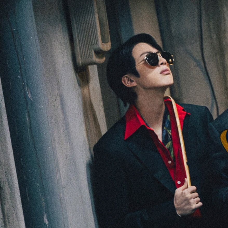 Momen yang diabadikan oleh penggemar Jin (BTS)