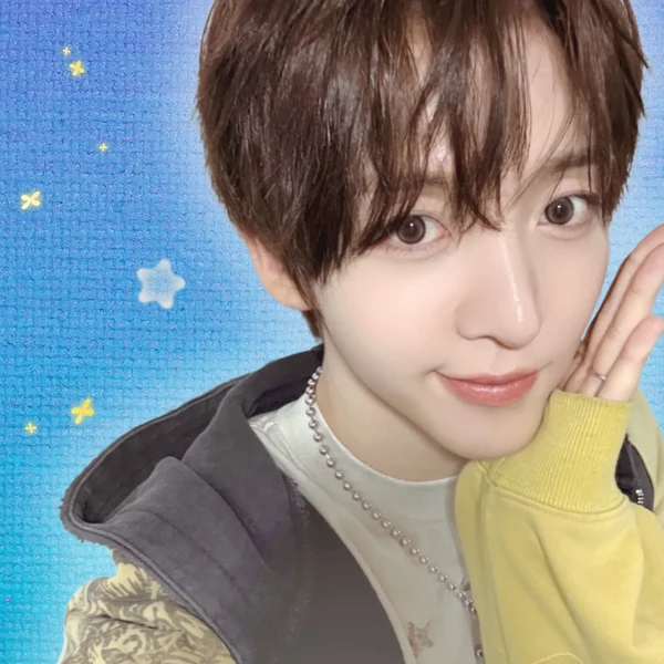 Signature photo of Donghyeon (KickFlip) capturing their charm