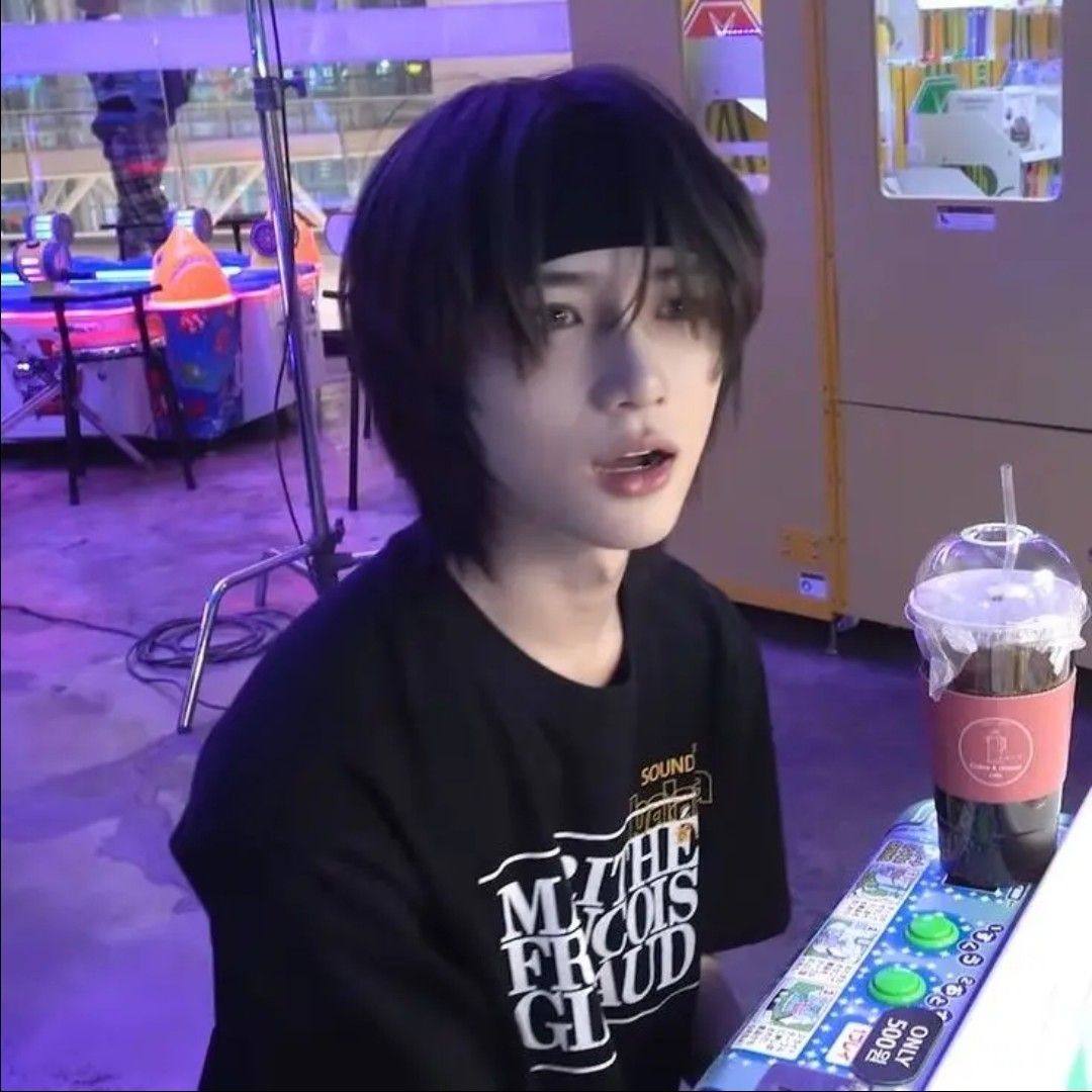 Momen yang diabadikan oleh penggemar TOMORROW X TOGETHER