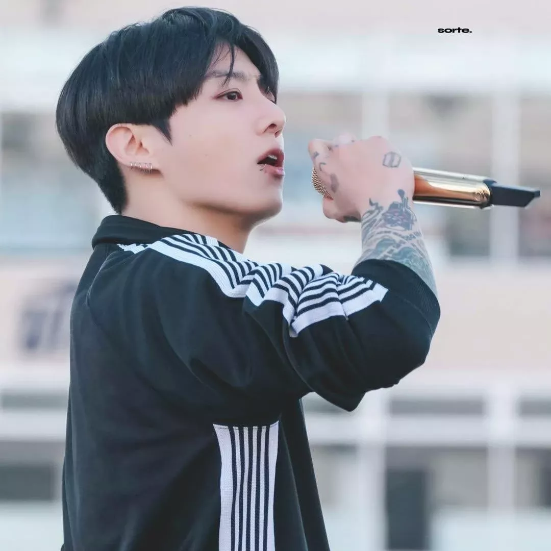 Latest photo of Jungkook (BTS)