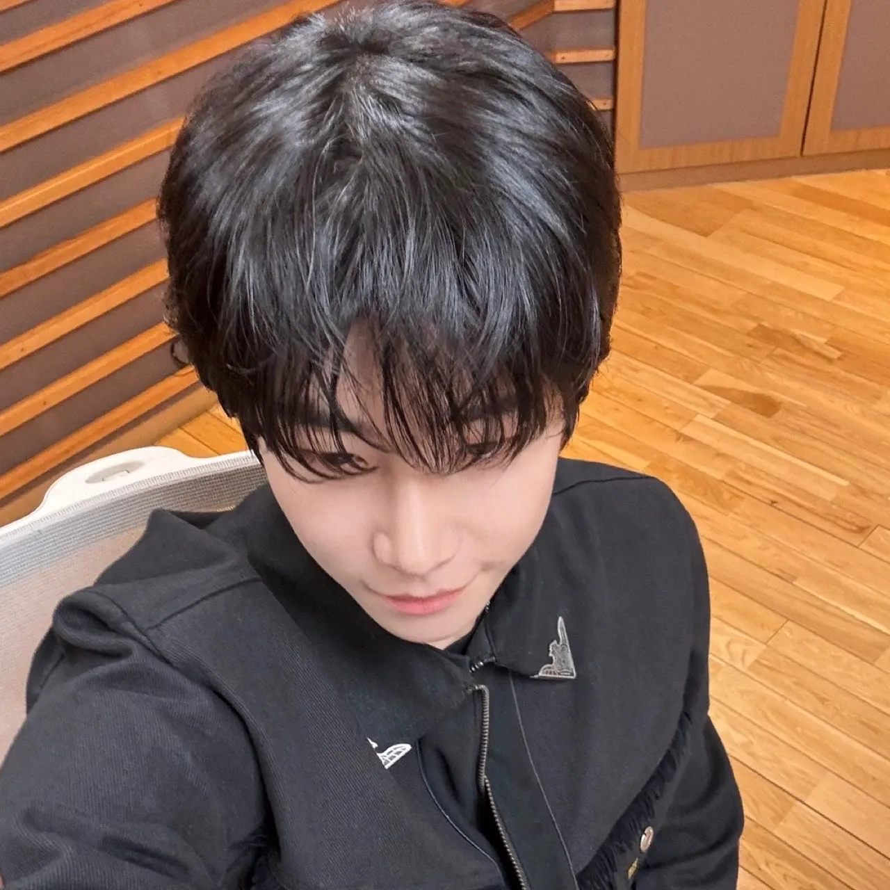 Behind-the-scenes cut of MJ (ASTRO)