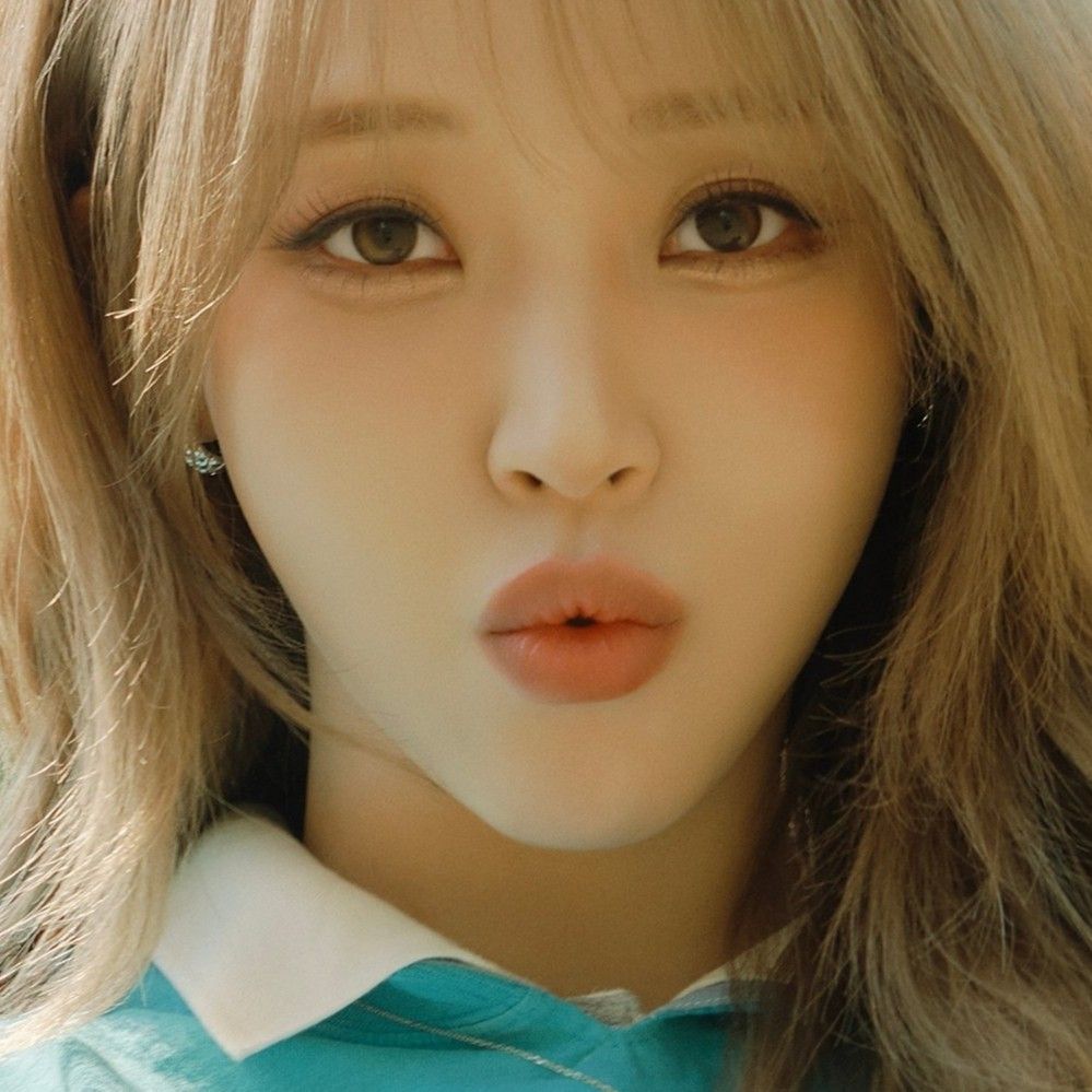 Recent activity shot of Moonbyul (MAMAMOO)