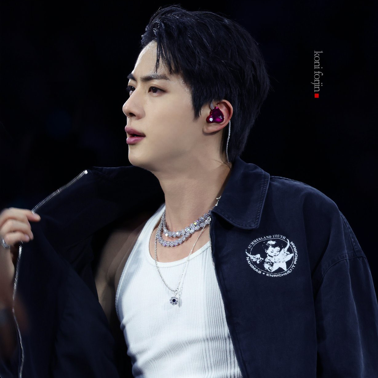 Potret di balik layar Jin (BTS)