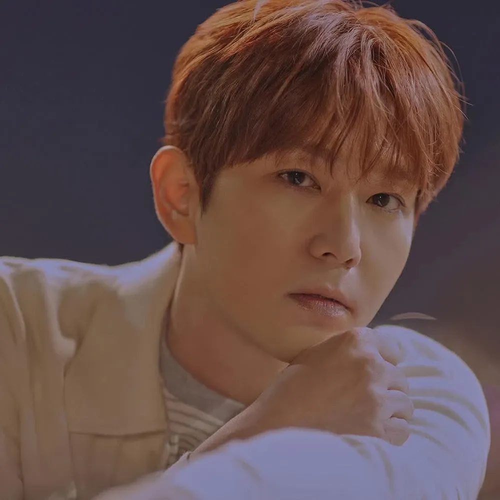 A moment captured by Kangin's fan