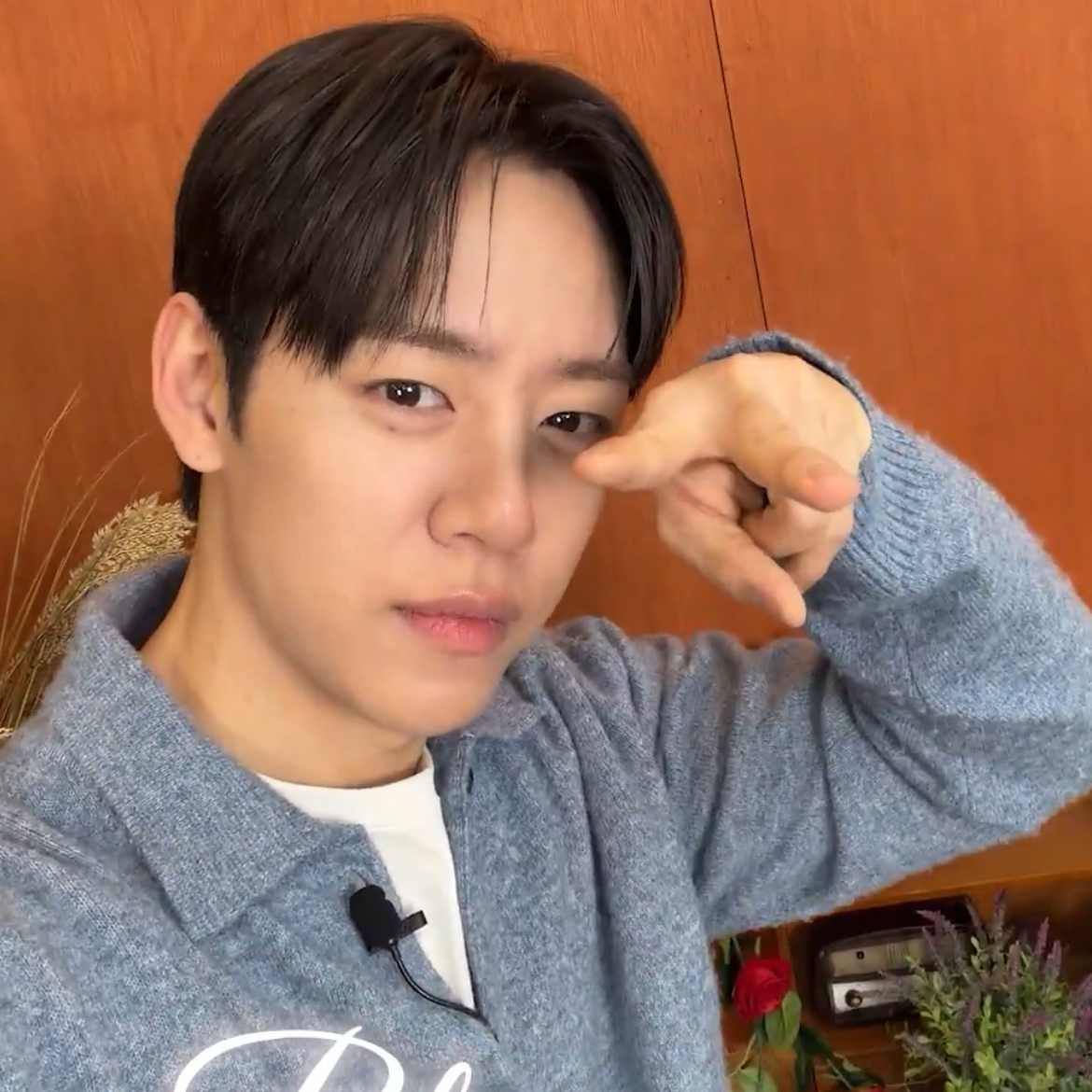 A moment captured by Daehyun (B.A.P)'s fan