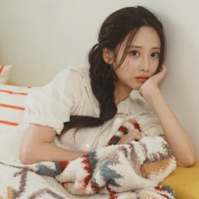 Latest photo of You Jiae (Lovelyz)