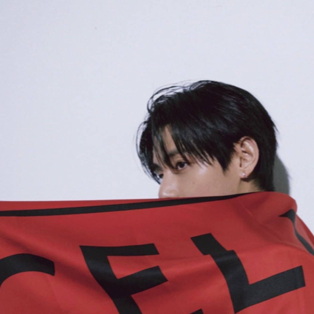 뷔 (방탄소년단)의 비하인드 컷