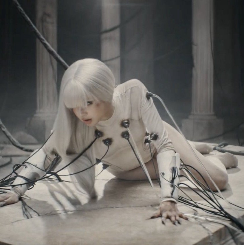 Potret di balik layar Lisa (BLACKPINK)