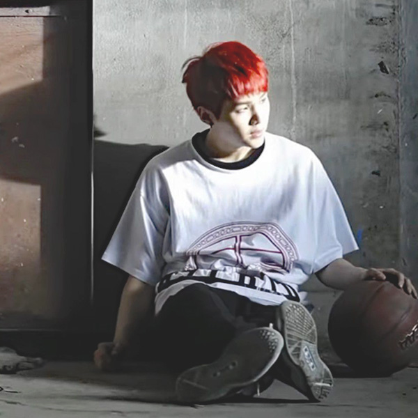 슈가 (방탄소년단) 최근 활동샷