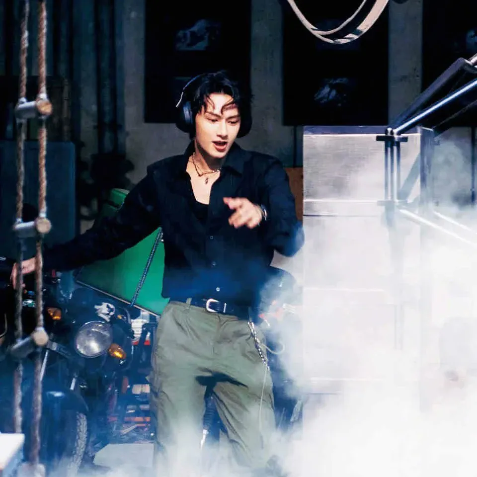 Recent activity shot of Jun (SEVENTEEN)