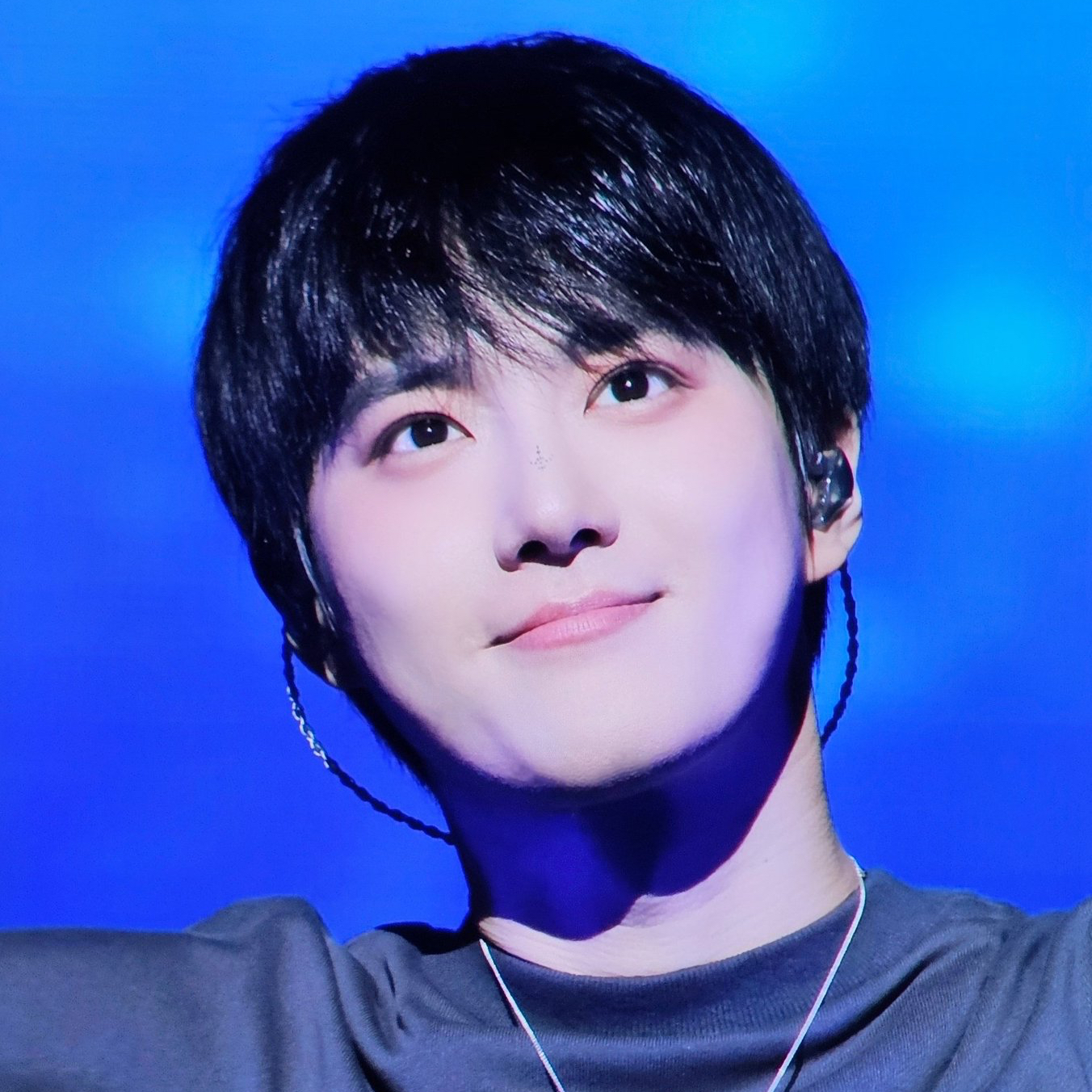 Behind-the-scenes cut of Suho (EXO)