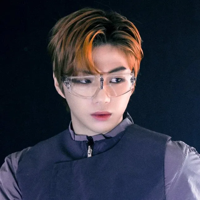 강다니엘의 최신 사진