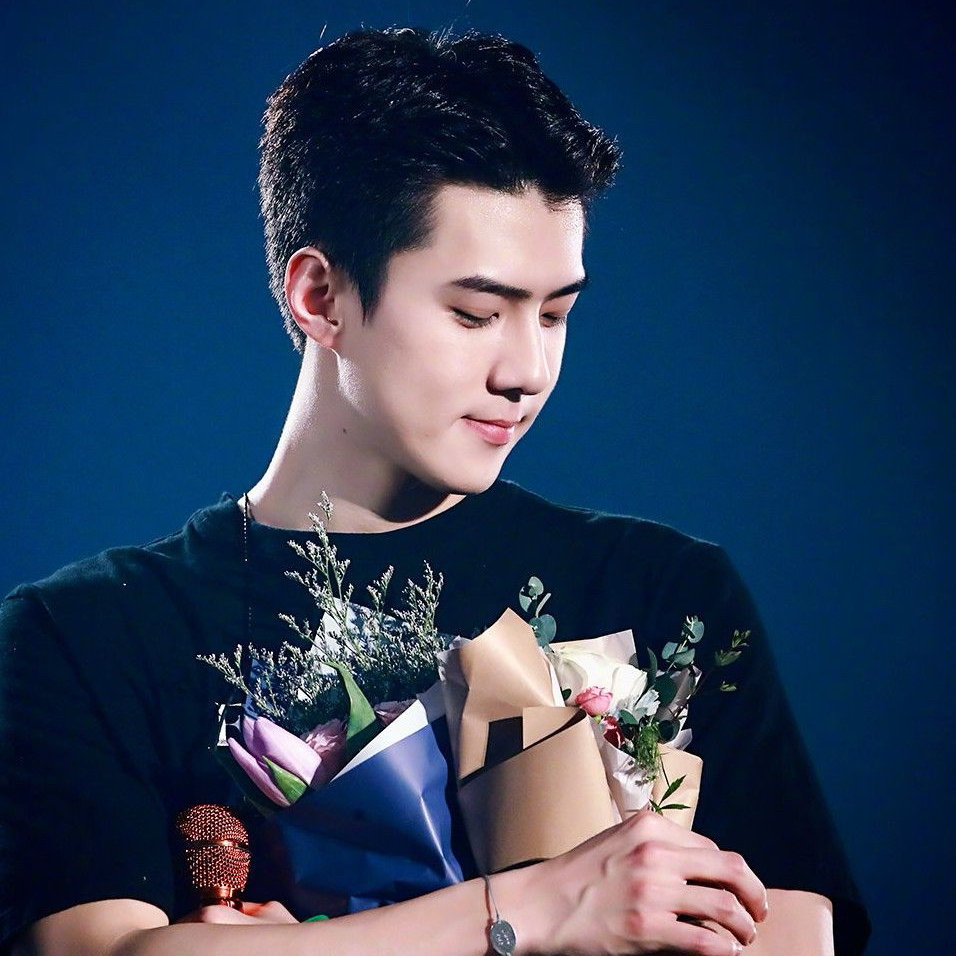 A moment captured by Sehun (EXO)'s fan