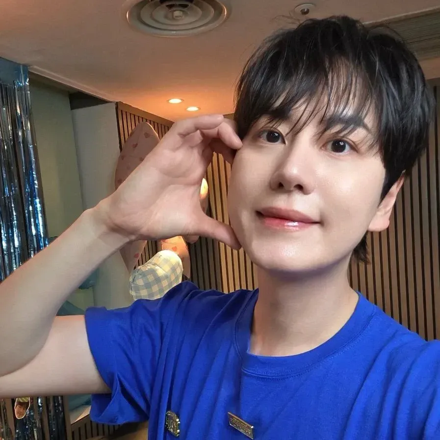 A moment captured by Kyuhyun (Super Junior)'s fan