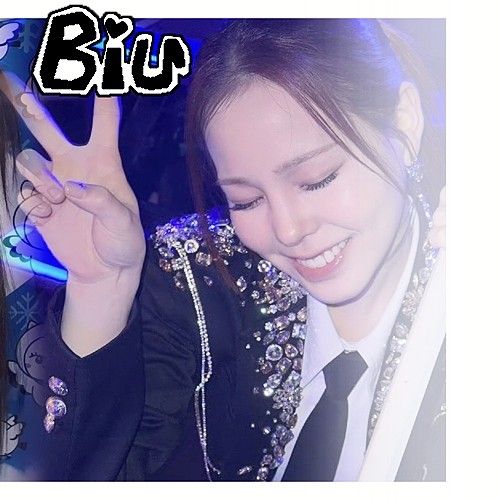 마코 (NiziU)의 비하인드 컷