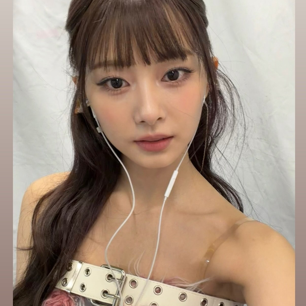 TWICE의 비하인드 컷