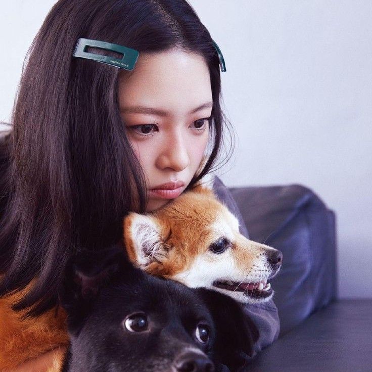 Recent activity shot of Jeongyeon (TWICE)