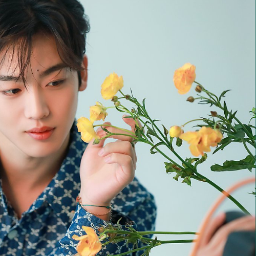 Recent activity shot of Kim Yohan (WEi)