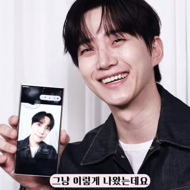 A moment captured by Junho (2PM)'s fan