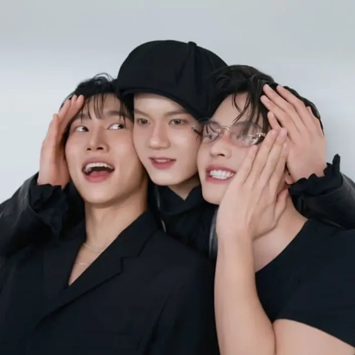 Behind-the-scenes cut of Peniel (BTOB)