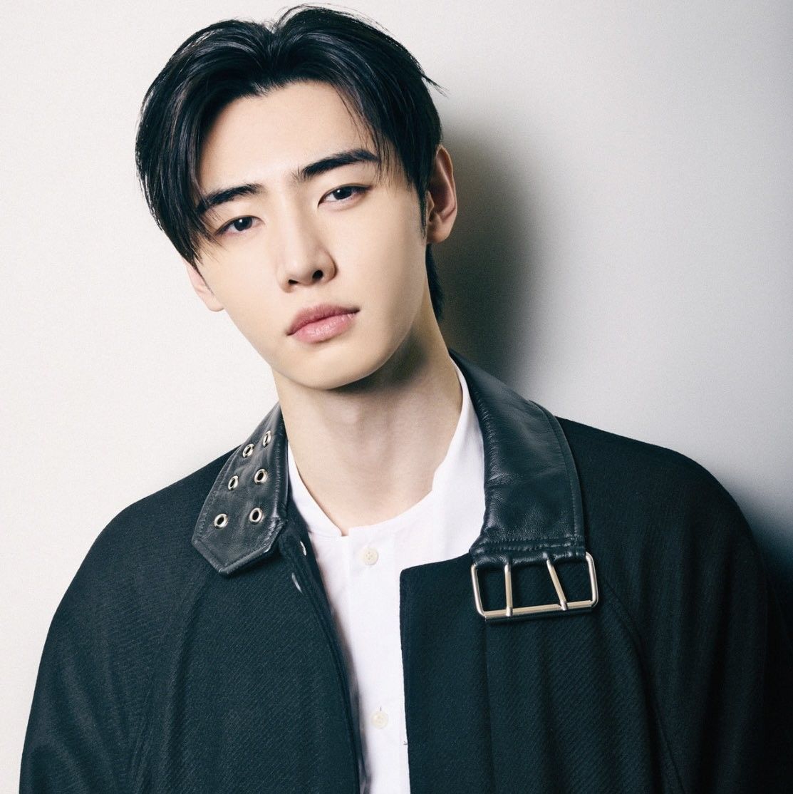 成訓 (ENHYPEN)的最新照片