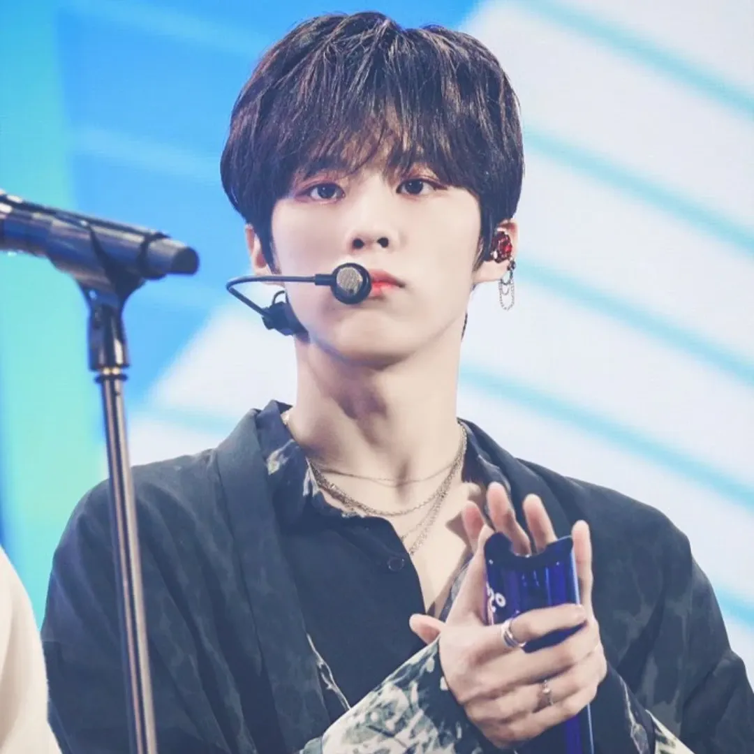 キム・ウソクの舞台裏ショット