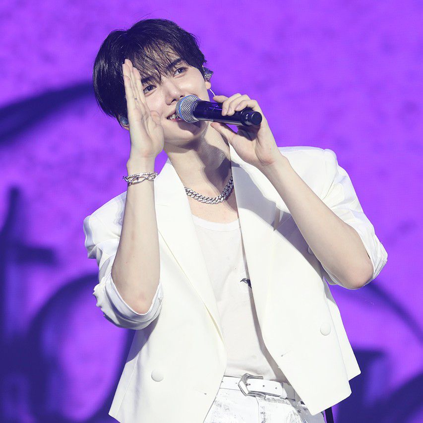 敏熙 (CRAVITY)的最新照片