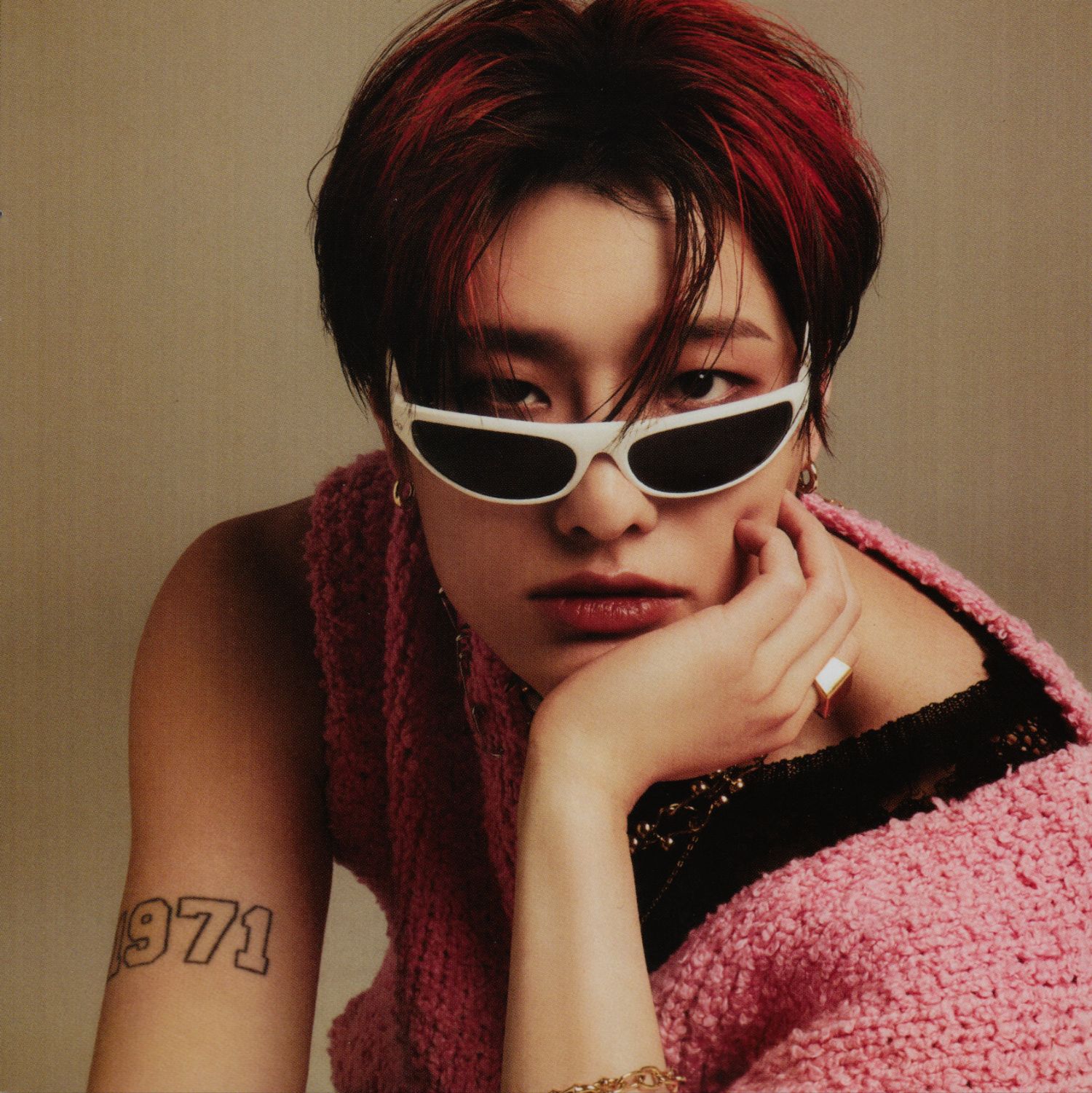 Behind-the-scenes cut of WOODZ