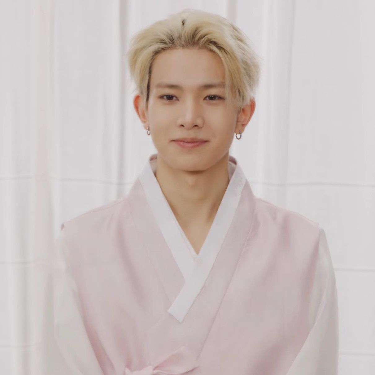 희승 (ENHYPEN)의 비하인드 컷