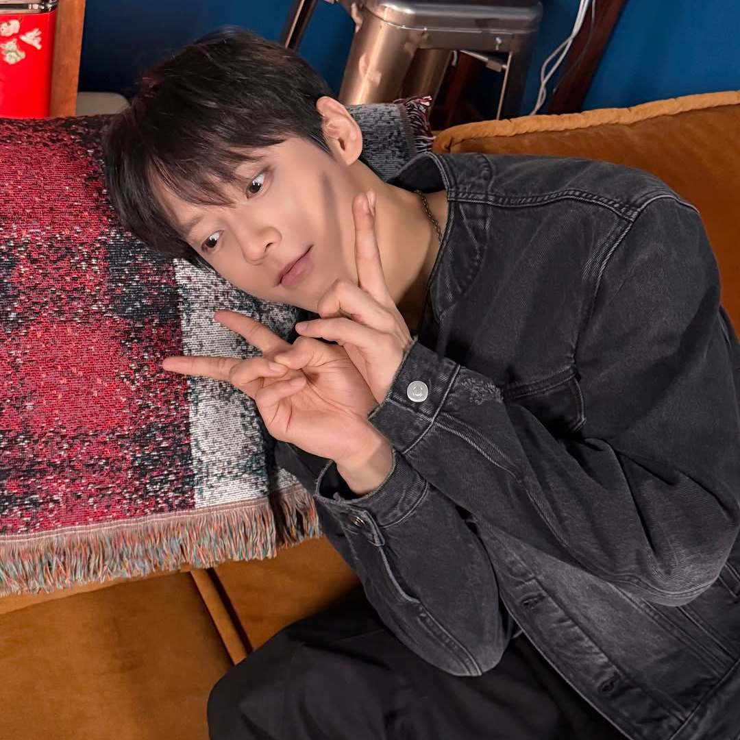 Foto aktivitas terbaru Lee Minhyuk (BTOB)