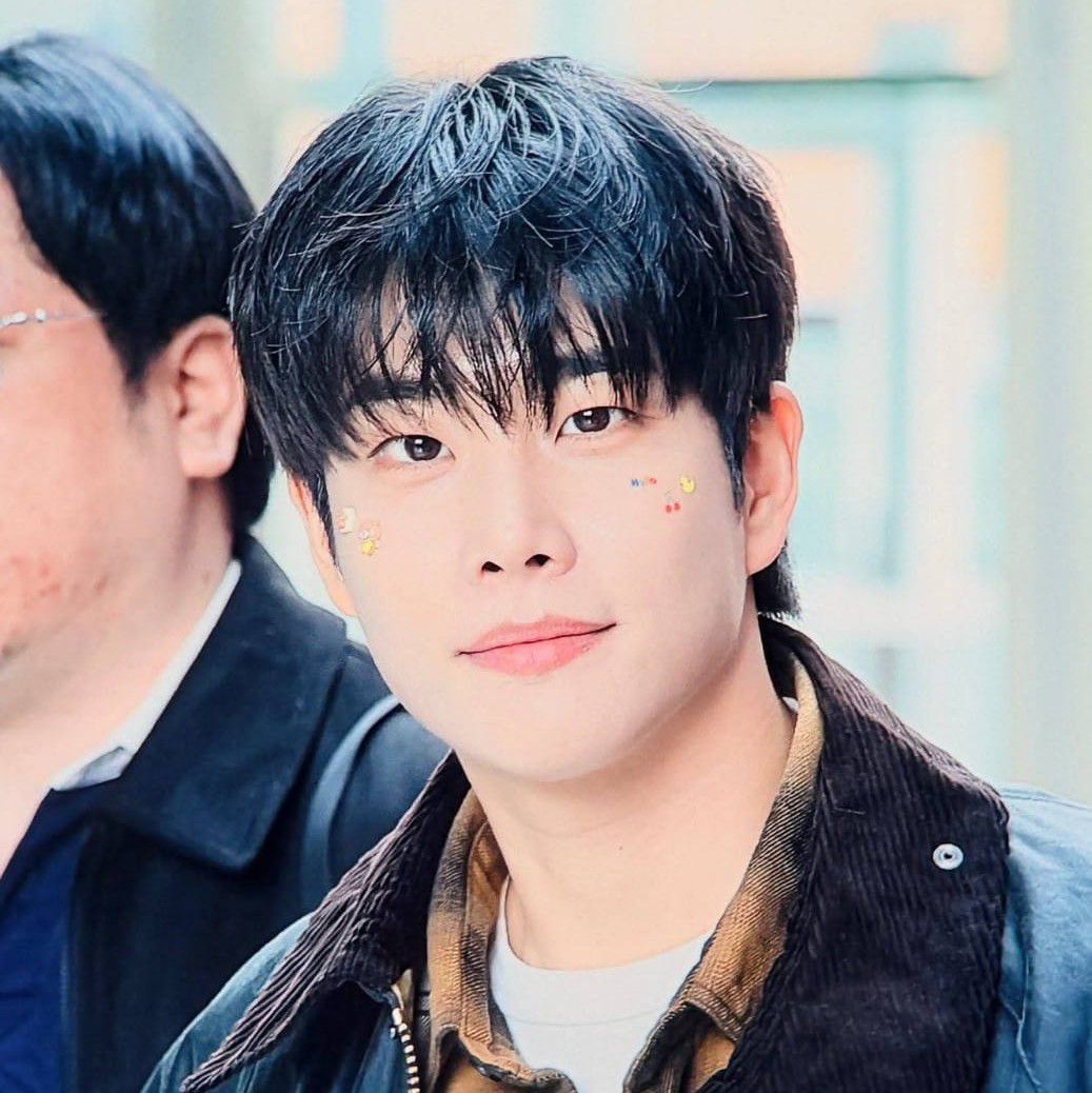 Behind-the-scenes cut of MJ (ASTRO)