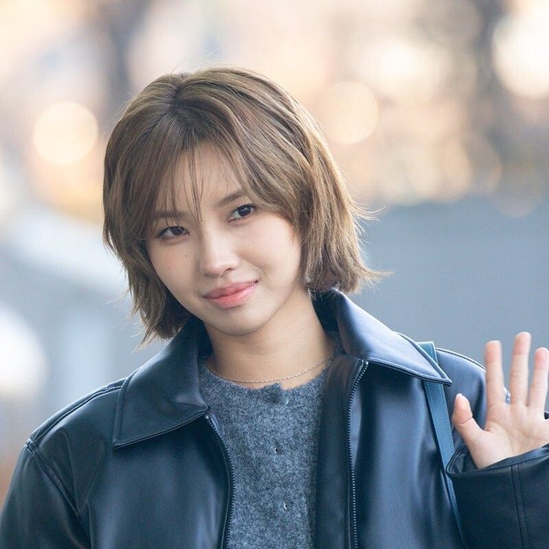 Behind-the-scenes cut of Soyeon (i-dle)