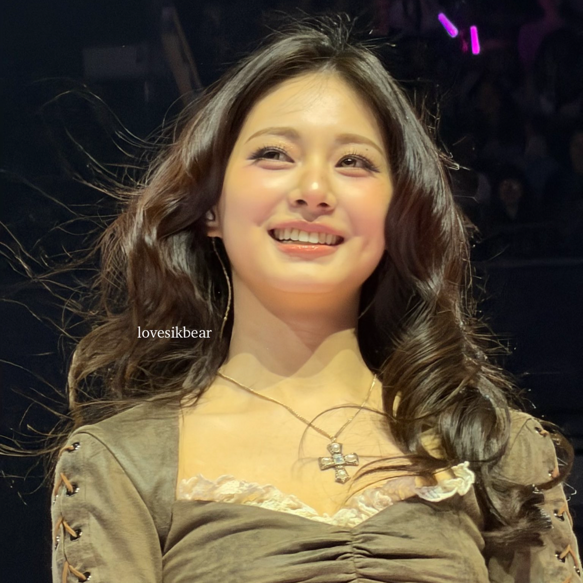 ツウィ (TWICE)の舞台裏ショット