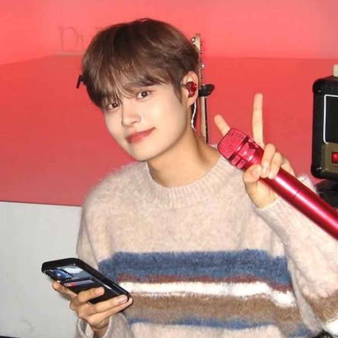 Recent activity shot of Lee Daehwi (AB6IX)