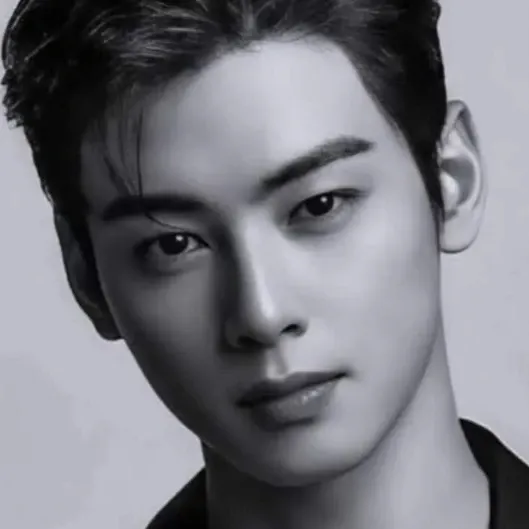 Latest photo of Eunwoo (ASTRO)