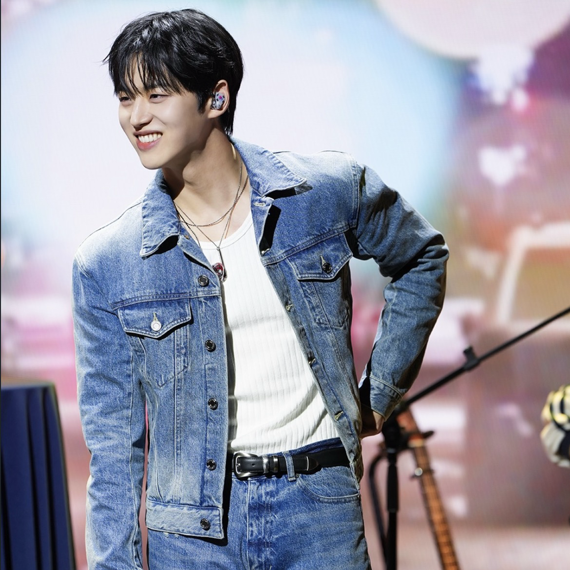 Latest photo of Hongseok (PENTAGON)