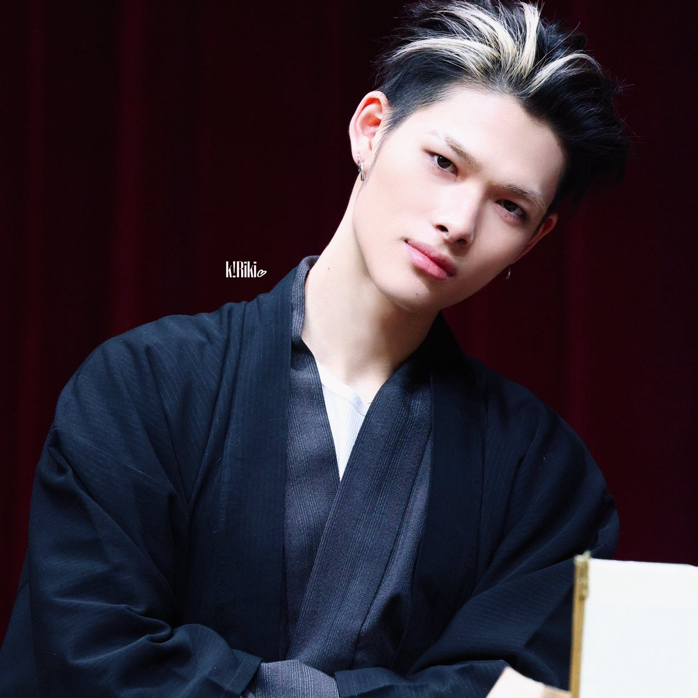 Foto aktivitas terbaru NI-KI (ENHYPEN)