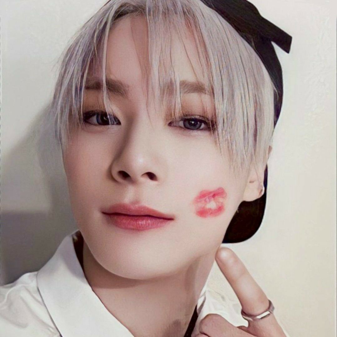 Behind-the-scenes cut of Moonbin (ASTRO)