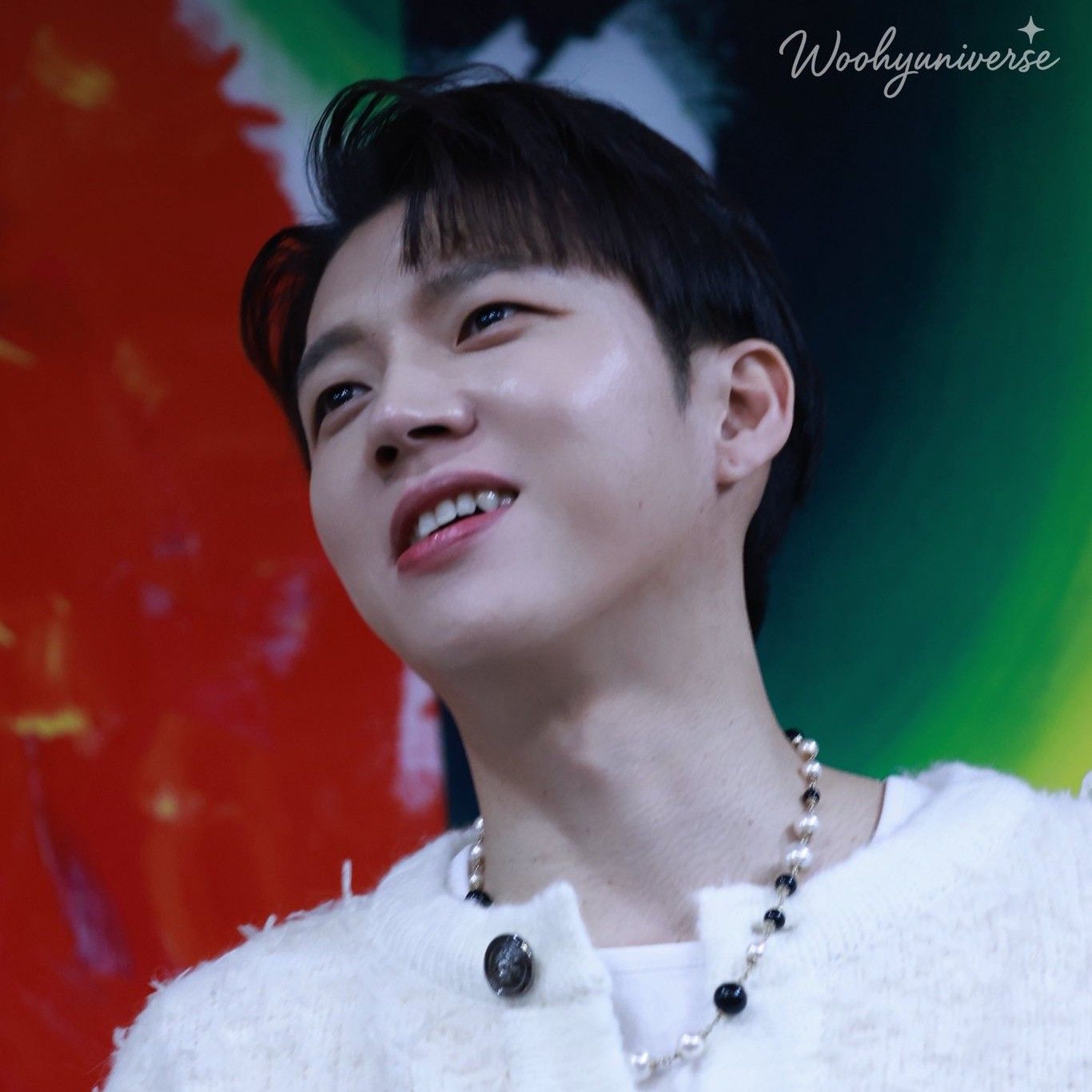 Behind-the-scenes cut of Woohyun (INFINITE)