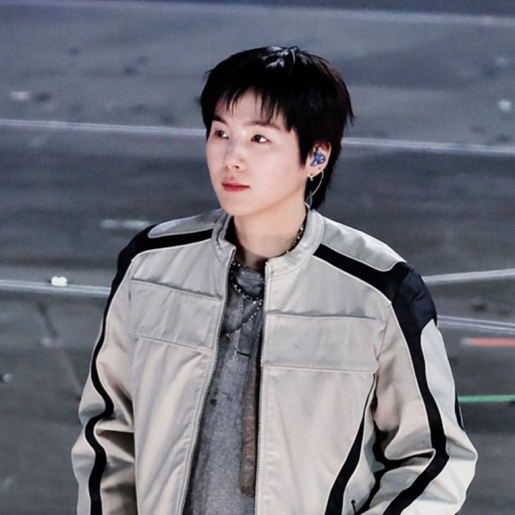 Foto terbaru SUGA (BTS)