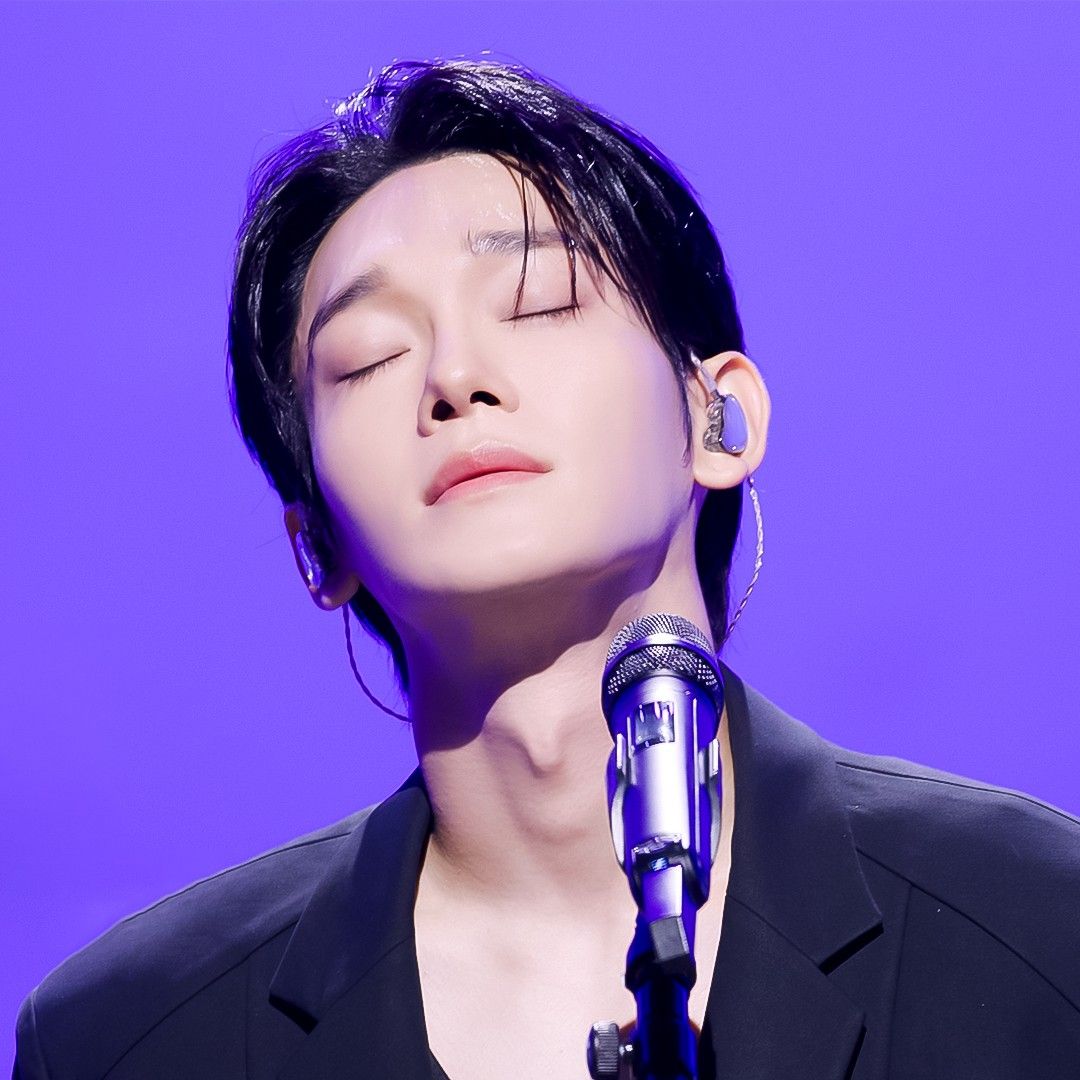 Behind-the-scenes cut of Chen (EXO)