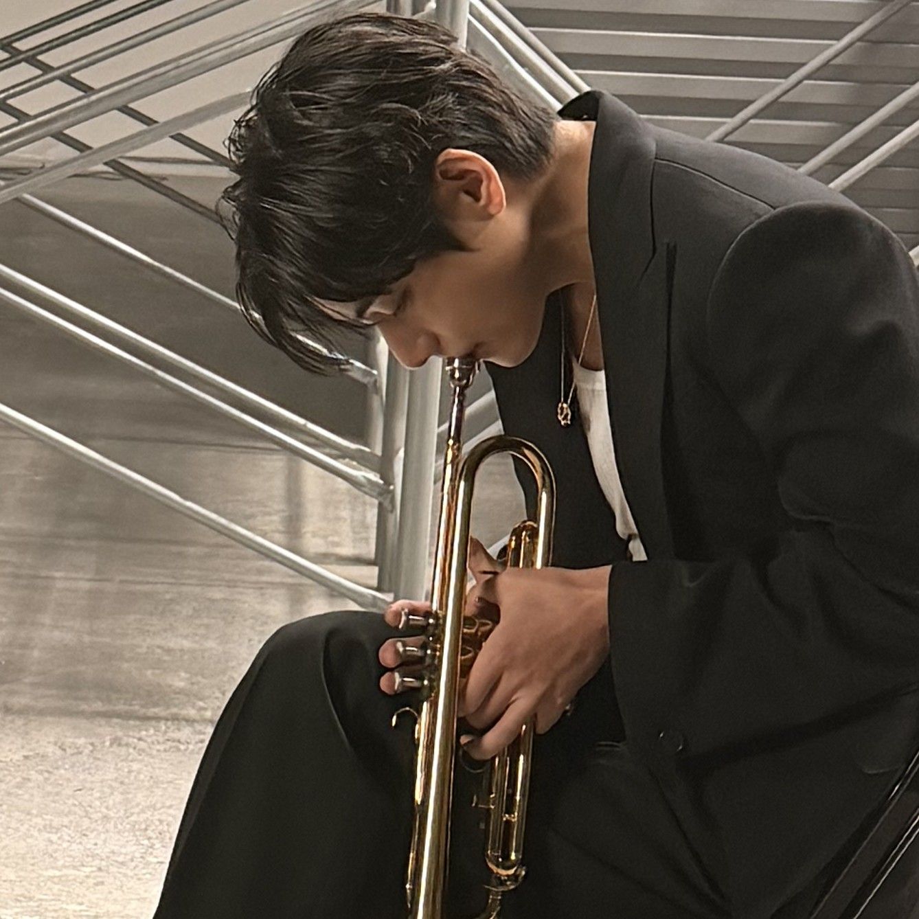 뷔 (방탄소년단)의 최신 사진