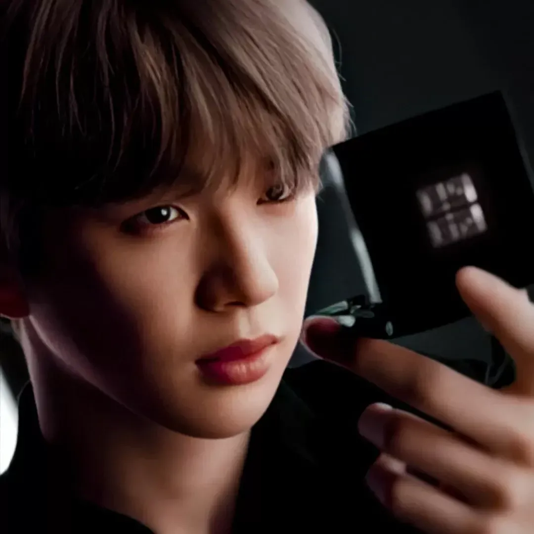 강다니엘 최근 활동샷