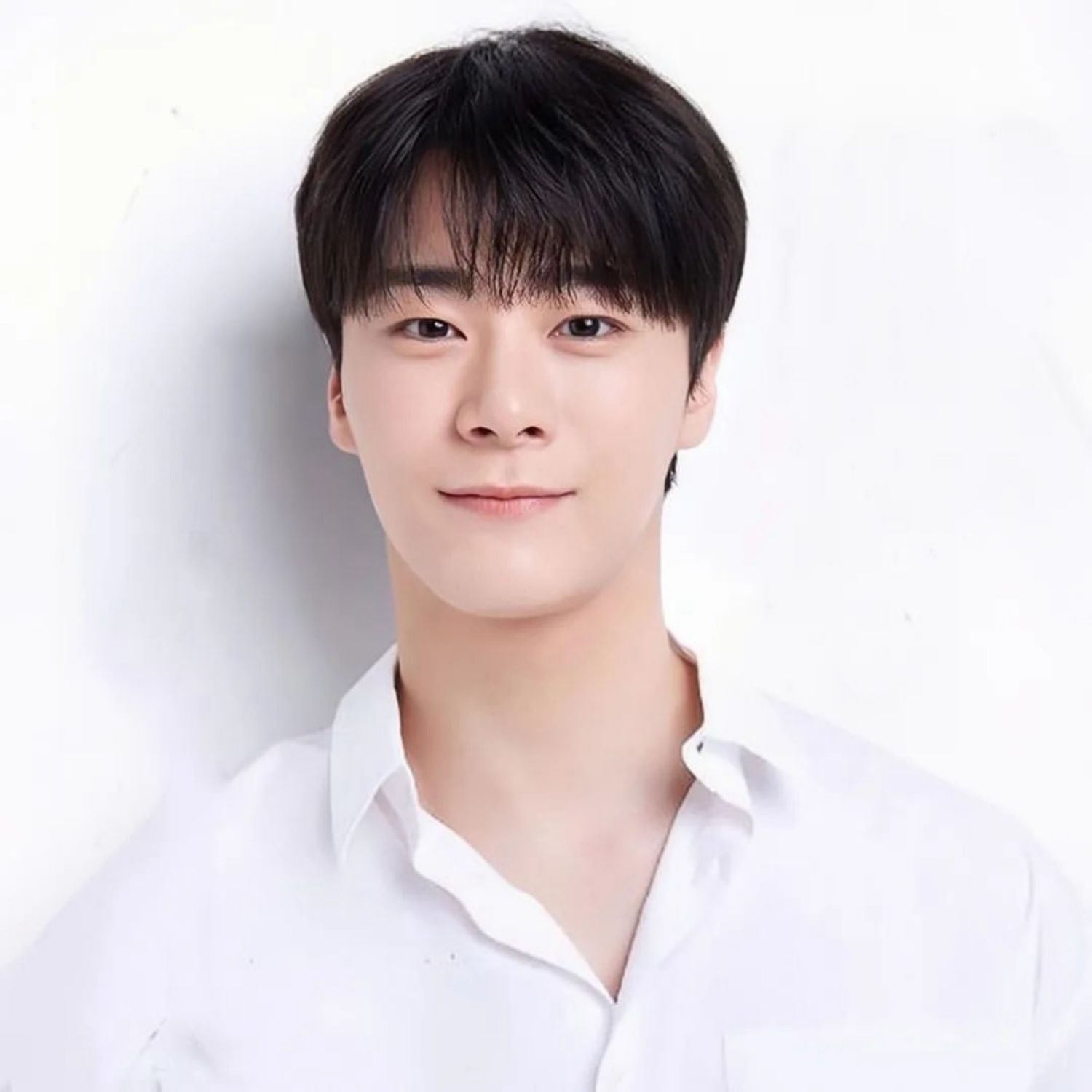 Behind-the-scenes cut of Moonbin (ASTRO)