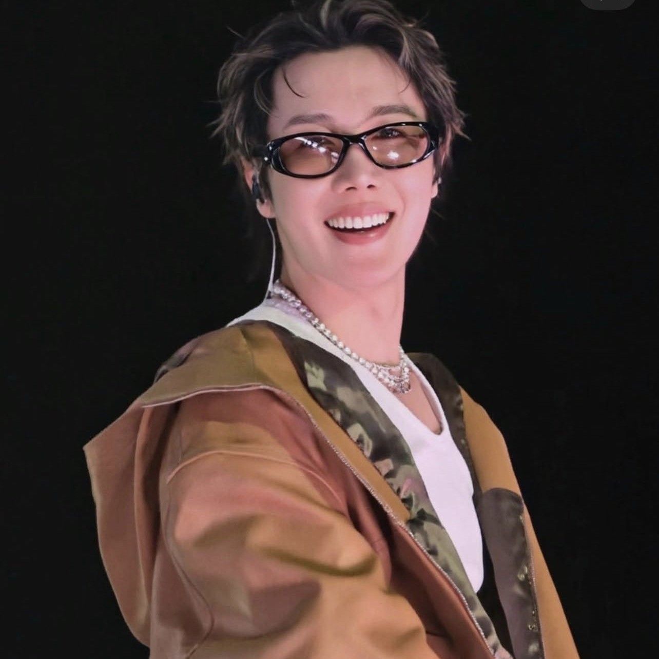 Foto terbaru j-hope (BTS)