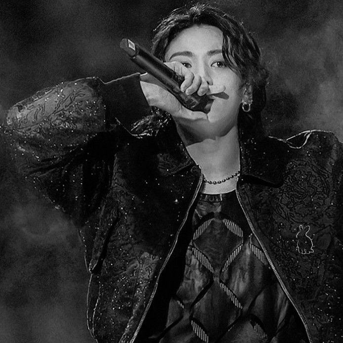 Latest photo of Jungkook (BTS)