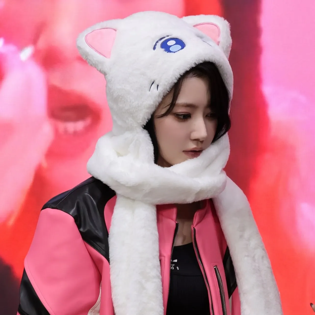 Foto aktivitas terbaru Sakura (LE SSERAFIM)