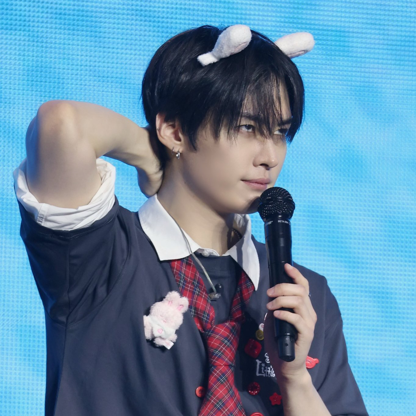 Behind-the-scenes cut of Lee Know (Stray Kids)